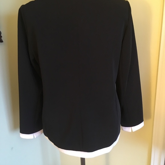 Stylish Dressy Jacket - Picture 2 of 4